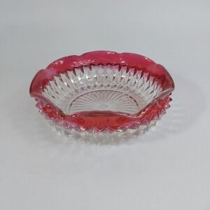 Vintage Indiana Glass diamond point ruby red bowl‎